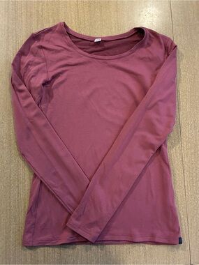 Uniqlo Women's Long Sleeve Heat Tech Extra Warm